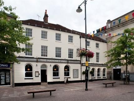 The Hatchet Inn Wetherspoon Newbury  Dış mekan fotoğraf